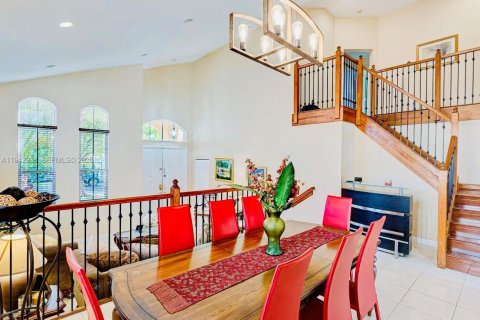 Villa ou maison à louer à Miramar, Floride: 4 chambres, 222.13 m2 № 1999282 - photo 3