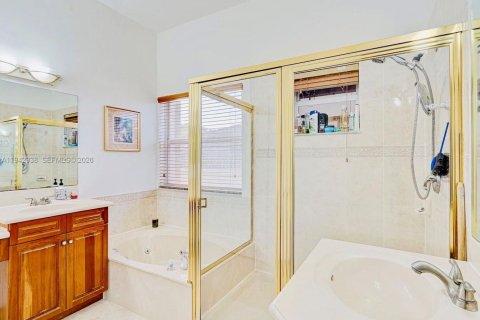 Villa ou maison à louer à Miramar, Floride: 4 chambres, 222.13 m2 № 1999282 - photo 21