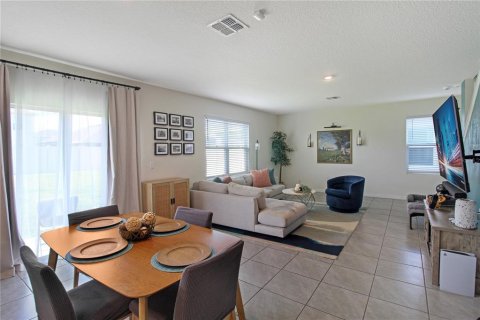 Villa ou maison à vendre à Sanford, Floride: 4 chambres, 223.89 m2 № 2236544 - photo 14