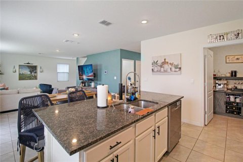 Villa ou maison à vendre à Sanford, Floride: 4 chambres, 223.89 m2 № 2236544 - photo 12