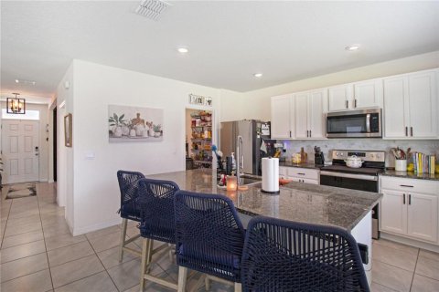 Villa ou maison à vendre à Sanford, Floride: 4 chambres, 223.89 m2 № 2236544 - photo 9