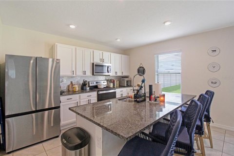 Villa ou maison à vendre à Sanford, Floride: 4 chambres, 223.89 m2 № 2236544 - photo 10