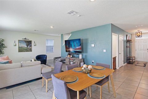 Villa ou maison à vendre à Sanford, Floride: 4 chambres, 223.89 m2 № 2236544 - photo 8