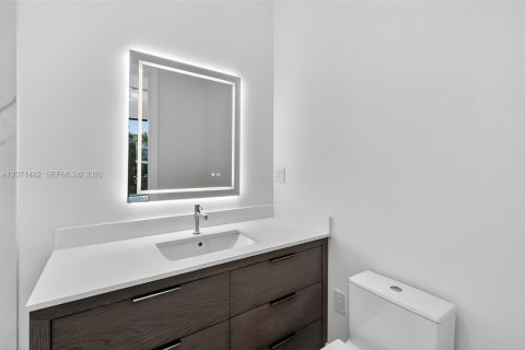 Villa ou maison à vendre à Fort Lauderdale, Floride: 4 chambres, 366.87 m2 № 2315985 - photo 20