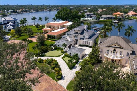 Villa ou maison à vendre à Saint Petersburg, Floride: 5 chambres, 477.89 m2 № 1900655 - photo 2