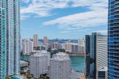 Condominio en alquiler en Miami, Florida, 1 dormitorio, 78.32 m2 № 2010134 - foto 30