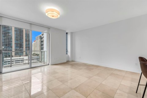 Condominio en alquiler en Miami, Florida, 1 dormitorio, 78.32 m2 № 2010134 - foto 7