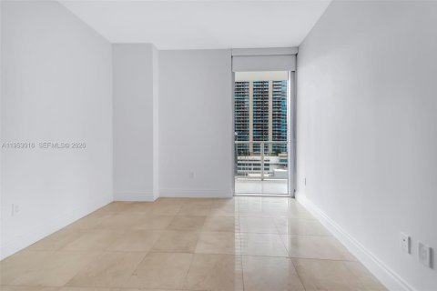 Condominio en alquiler en Miami, Florida, 1 dormitorio, 78.32 m2 № 2010134 - foto 19