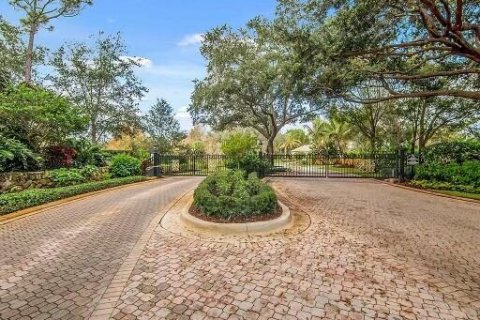 Villa ou maison à vendre à Palm City, Floride: 4 chambres, 276.76 m2 № 2193567 - photo 2