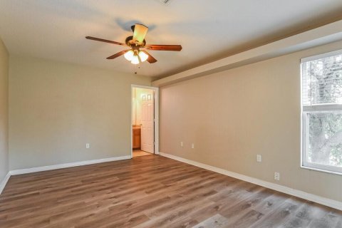 Villa ou maison à louer à Clermont, Floride: 3 chambres, 141.21 m2 № 2385816 - photo 9
