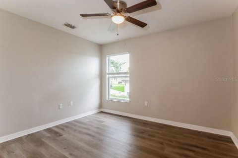 Villa ou maison à louer à Clermont, Floride: 3 chambres, 141.21 m2 № 2385816 - photo 12
