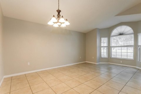 Villa ou maison à louer à Clermont, Floride: 3 chambres, 141.21 m2 № 2385816 - photo 5