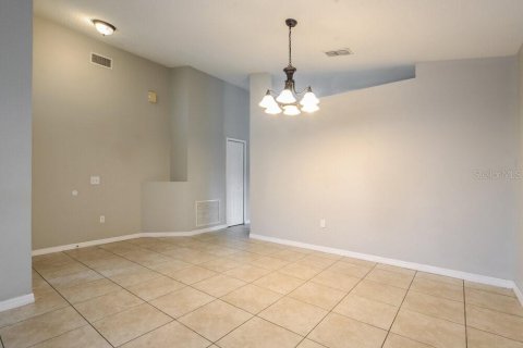 Villa ou maison à louer à Clermont, Floride: 3 chambres, 141.21 m2 № 2385816 - photo 6