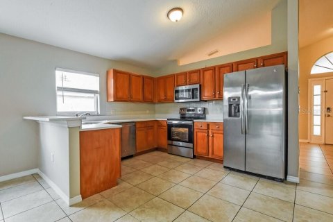 Villa ou maison à louer à Clermont, Floride: 3 chambres, 141.21 m2 № 2385816 - photo 8