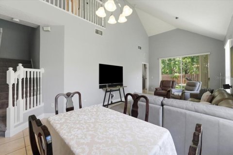 Touwnhouse à vendre à Kissimmee, Floride: 3 chambres, 132.2 m2 № 2149932 - photo 5
