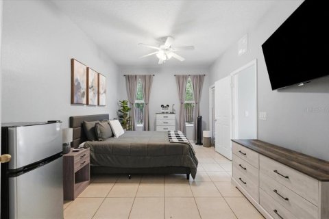 Touwnhouse à vendre à Kissimmee, Floride: 3 chambres, 132.2 m2 № 2149932 - photo 17