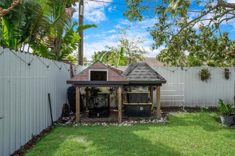 Casa en venta en Miami, Florida, 3 dormitorios, 166.85 m2 № 1938455 - foto 21