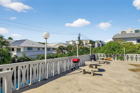 Copropriété à vendre à Key Biscayne, Floride: 2 chambres, 102.19 m2 № 1931223 - photo 19