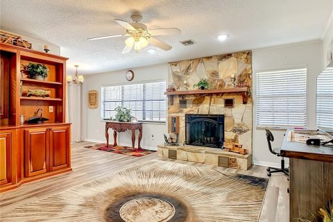 Villa ou maison à vendre à Umatilla, Floride: 3 chambres, 184.41 m2 № 2201911 - photo 13