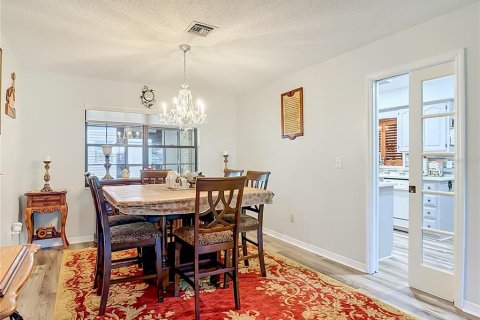 Villa ou maison à vendre à Umatilla, Floride: 3 chambres, 184.41 m2 № 2201911 - photo 20