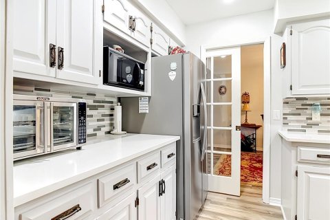 Villa ou maison à vendre à Umatilla, Floride: 3 chambres, 184.41 m2 № 2201911 - photo 9