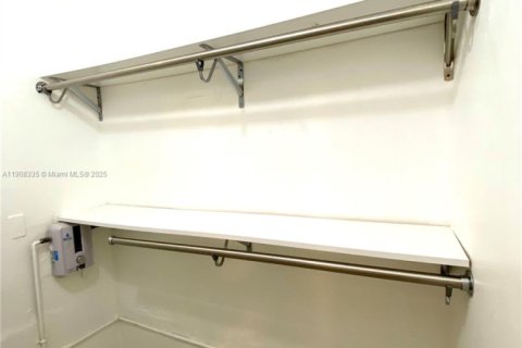 Appartement à louer à Miami, Floride: 1 chambre, 39.86 m2 № 1964165 - photo 8