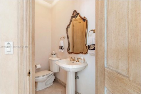 Купить виллу или дом в Корал-Гейблс, Флорида 5 спален, 434.6м2, № 2023406 - фото 26