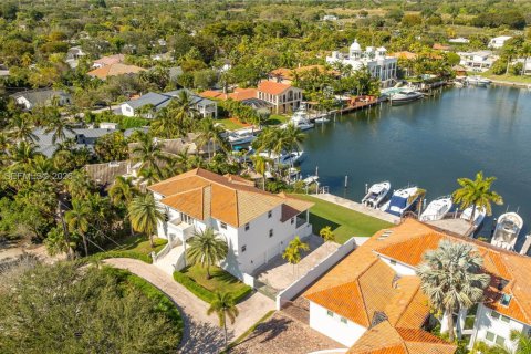 Купить виллу или дом в Корал-Гейблс, Флорида 5 спален, 434.6м2, № 2023406 - фото 15