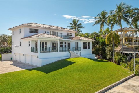 Купить виллу или дом в Корал-Гейблс, Флорида 5 спален, 434.6м2, № 2023406 - фото 7