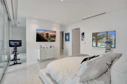 Купить таунхаус в Авентура, Флорида 5 спален, 310.67м2, № 1962505 - фото 18