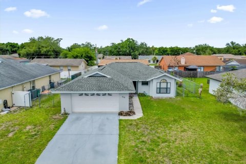 Casa en venta en Kissimmee, Florida, 3 dormitorios, 134.62 m2 № 2107320 - foto 2