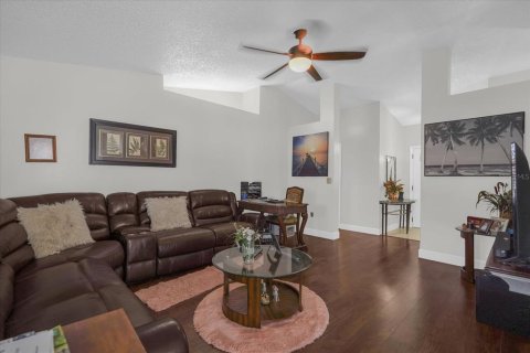 Casa en venta en Kissimmee, Florida, 3 dormitorios, 134.62 m2 № 2107320 - foto 11