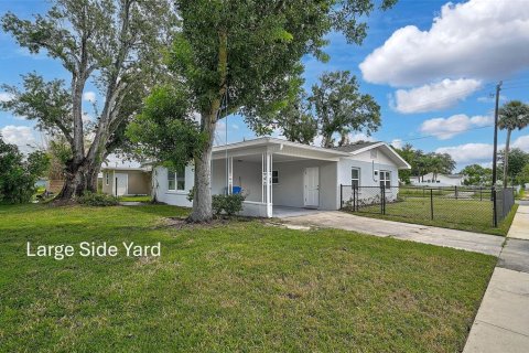 Casa en venta en Bradenton, Florida, 3 dormitorios, 129.78 m2 № 1913424 - foto 4