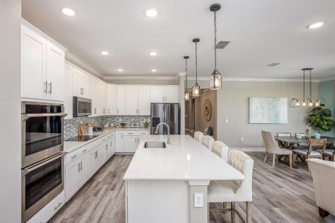 Villa ou maison à vendre à Homosassa, Floride: 4 chambres, 199.83 m2 № 1888623 - photo 6