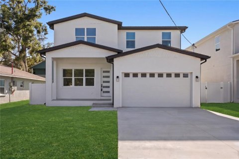 Villa ou maison à Tampa, Floride 4 chambres, 262.63 m2 № 2431101