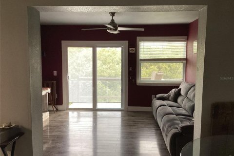 Villa ou maison à vendre à New Port Richey, Floride: 3 chambres, 148.09 m2 № 2233872 - photo 28