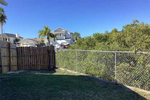 Villa ou maison à vendre à New Port Richey, Floride: 3 chambres, 148.09 m2 № 2233872 - photo 12