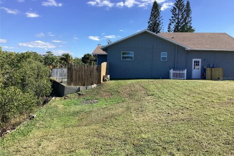 Villa ou maison à vendre à New Port Richey, Floride: 3 chambres, 148.09 m2 № 2233872 - photo 11