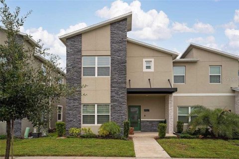 Townhouse in Davenport, Florida 5 bedrooms, 201.32 sq.m. № 2205917