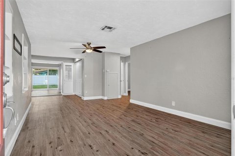 Villa ou maison à vendre à Ormond Beach, Floride: 3 chambres, 106.19 m2 № 1909459 - photo 8