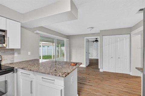 Villa ou maison à vendre à Ormond Beach, Floride: 3 chambres, 106.19 m2 № 1909459 - photo 13