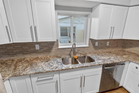 Villa ou maison à vendre à Ormond Beach, Floride: 3 chambres, 106.19 m2 № 1909459 - photo 6