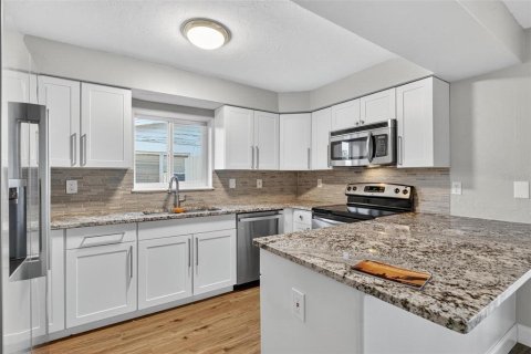 Villa ou maison à vendre à Ormond Beach, Floride: 3 chambres, 106.19 m2 № 1909459 - photo 2