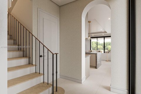 House in Miami Beach, Florida 4 bedrooms, 342.44 sq.m. № 2012939 - photo 3