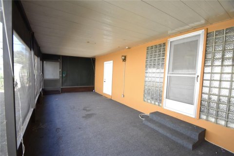 House in Saint Petersburg, Florida 2 bedrooms, 101.82 sq.m. № 1717666 - photo 18