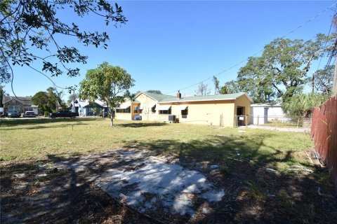 House in Saint Petersburg, Florida 2 bedrooms, 101.82 sq.m. № 1717666 - photo 10