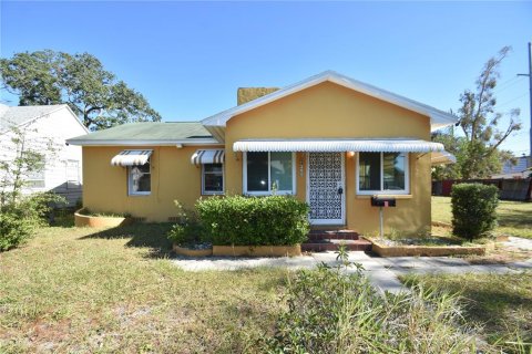 House in Saint Petersburg, Florida 2 bedrooms, 101.82 sq.m. № 1717666 - photo 3
