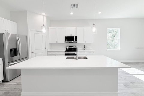 Casa en venta en Eustis, Florida, 4 dormitorios, 204.11 m2 № 2220359 - foto 9