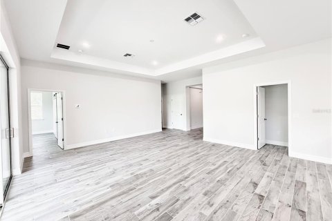 Casa en venta en Eustis, Florida, 4 dormitorios, 204.11 m2 № 2220359 - foto 17
