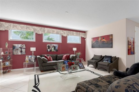 House in Ellenton, Florida 4 bedrooms, 331.48 sq.m. № 1597293 - photo 10
